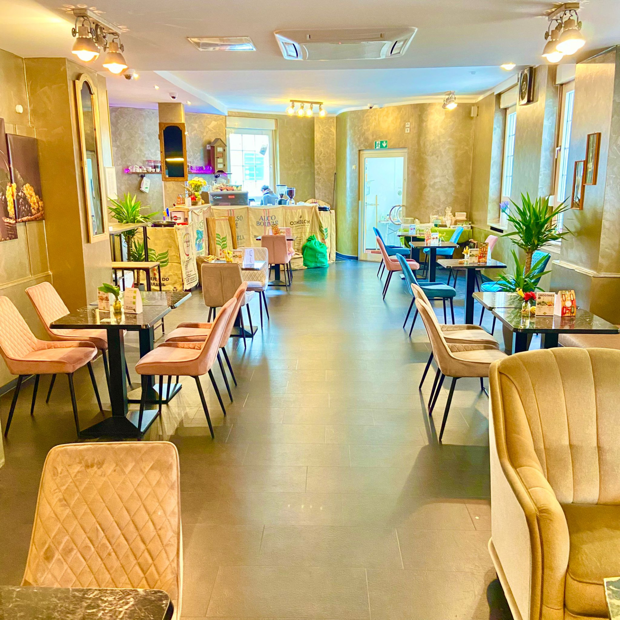 Assada Restaurant & Cocktailbar  
