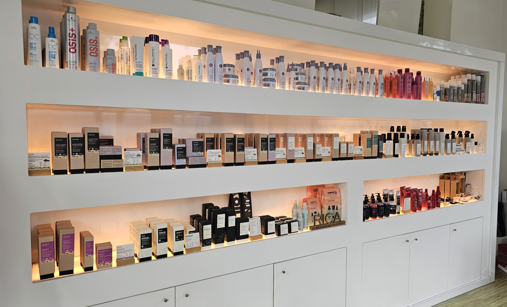 Friseur Haare Carmen – Schnitt, Farbe & Styling Köln  